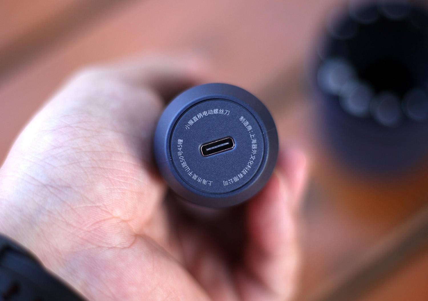 轻松省力,居家必备,小猴直柄电动螺丝刀测评