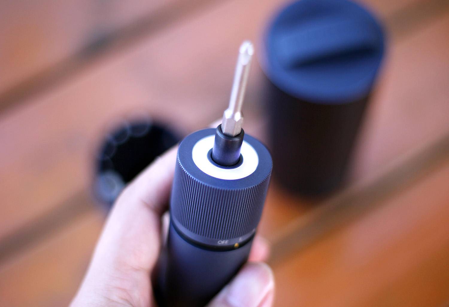 轻松省力,居家必备,小猴直柄电动螺丝刀测评