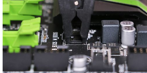 技嘉主板怎么刷bios？