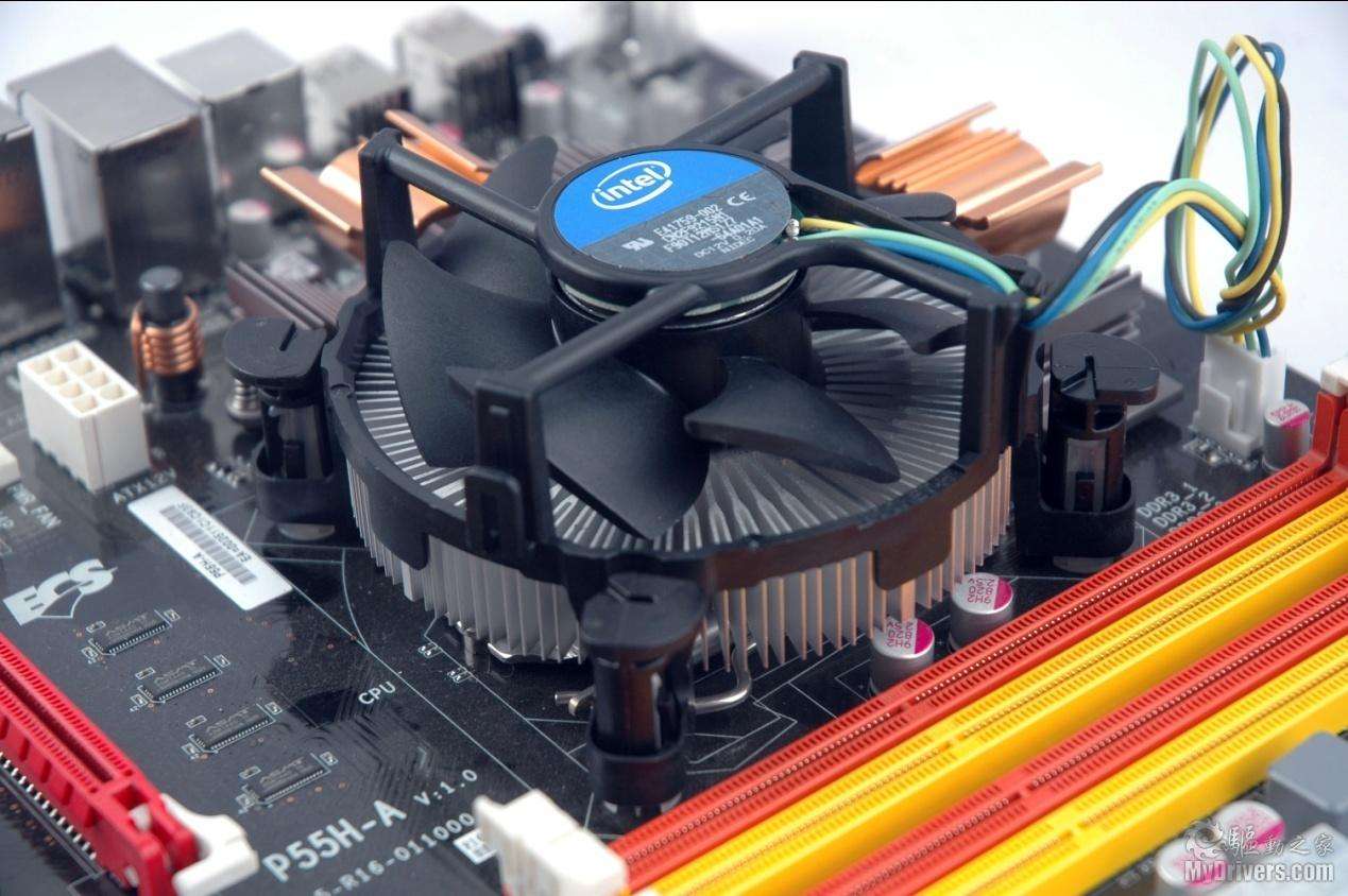 电脑主板有哪些选购技巧？安装电脑主板又需要注意什么