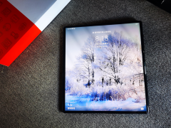 围观！华为Mate Xs折叠手机评测：欢迎来到未来，喜欢吗？