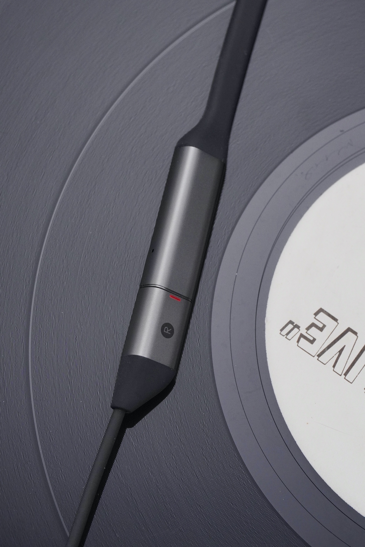 华为FreeLace Pro图赏：双重主动降噪，创造聆听世界