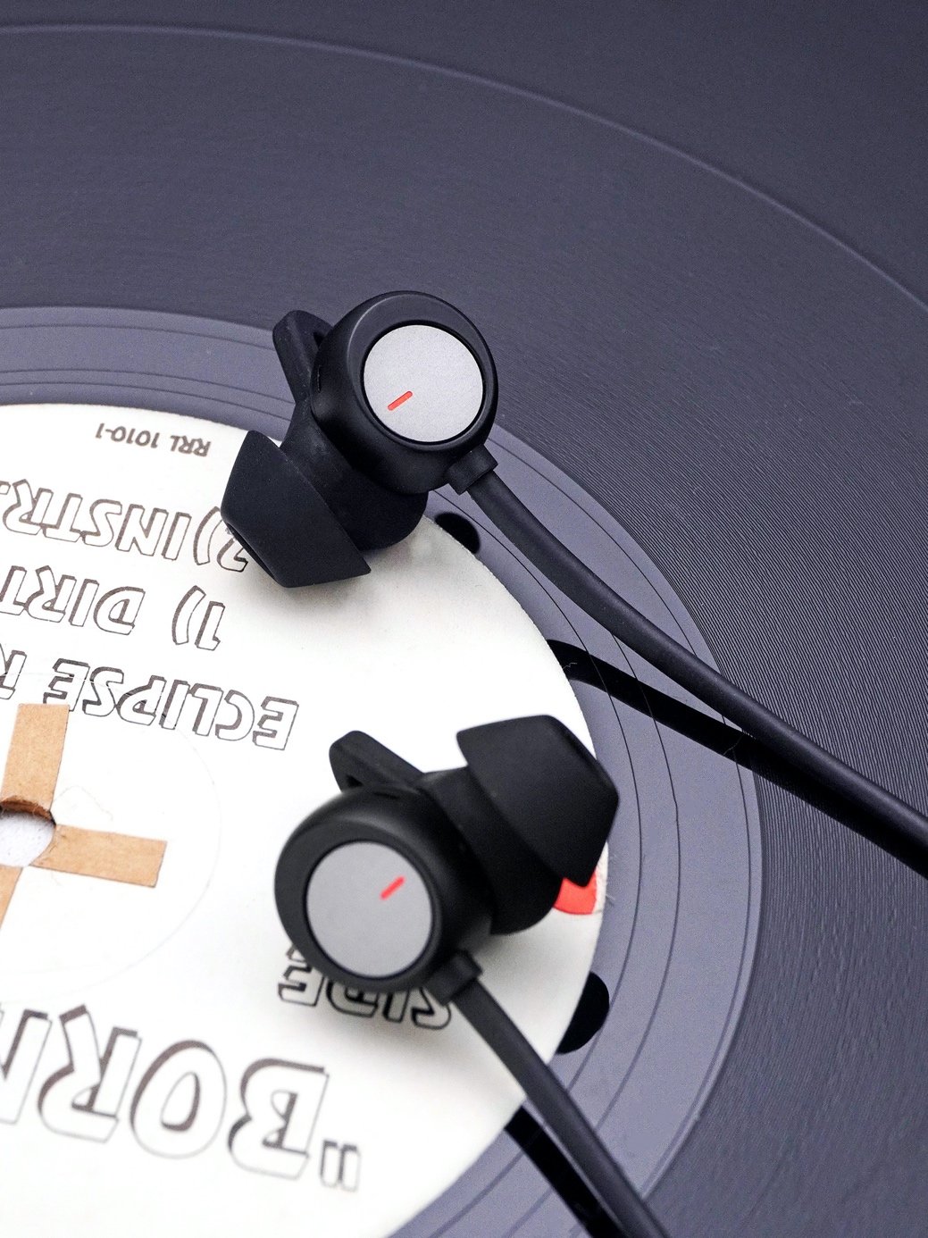 华为FreeLace Pro图赏：双重主动降噪，创造聆听世界