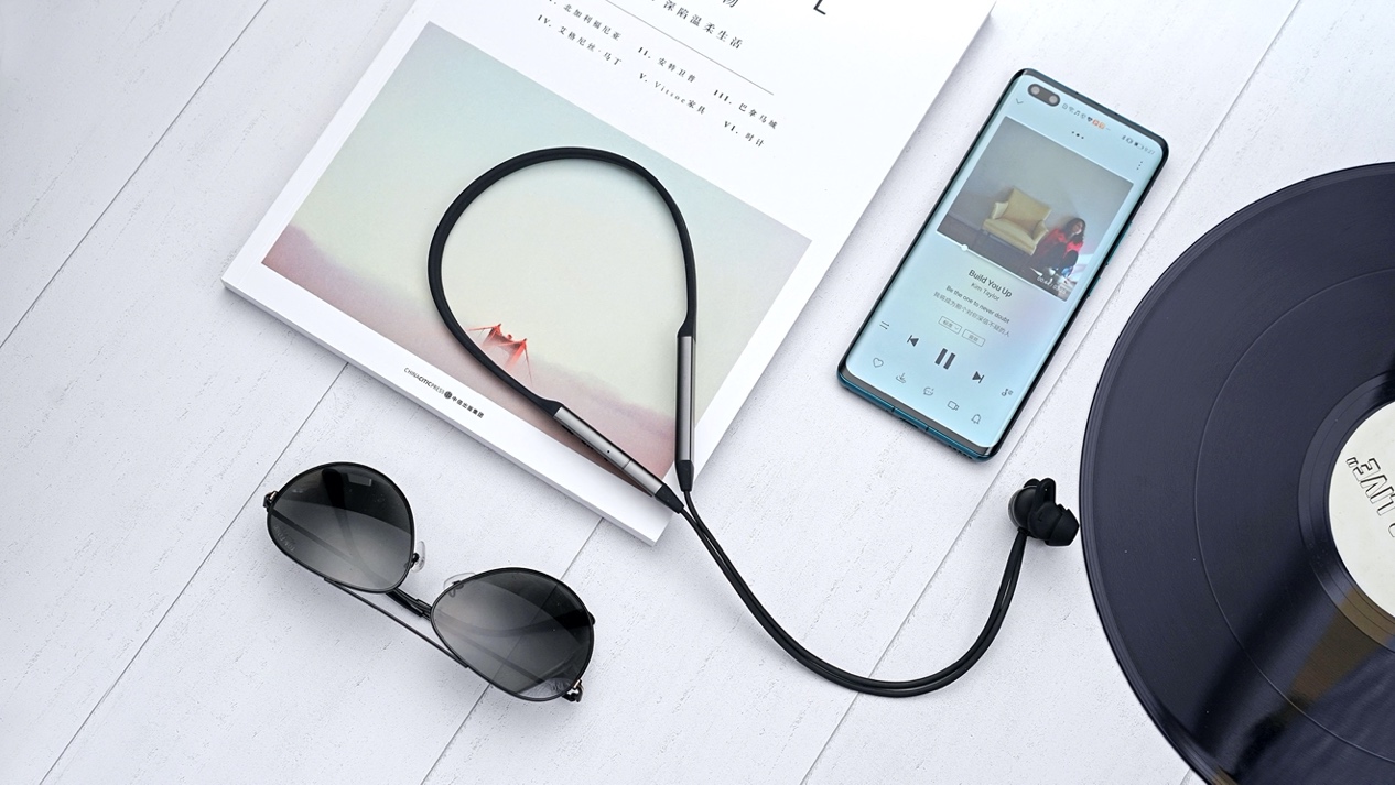 华为FreeLace Pro图赏：双重主动降噪，创造聆听世界