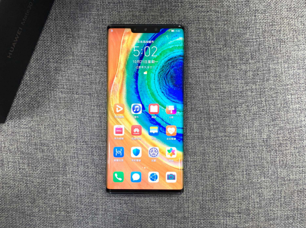 华为手机太贵？对比下苹果手机，告诉你华为手机到底贵不贵？