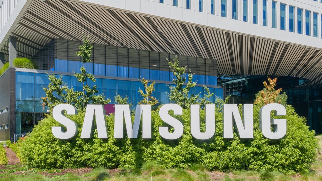 “王者”要回来了？华为困难重重，三星积极“示好”中国市场