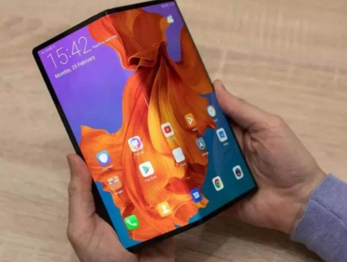 和台积电、高通、联发科态度截然相反,京东方表态支持华为