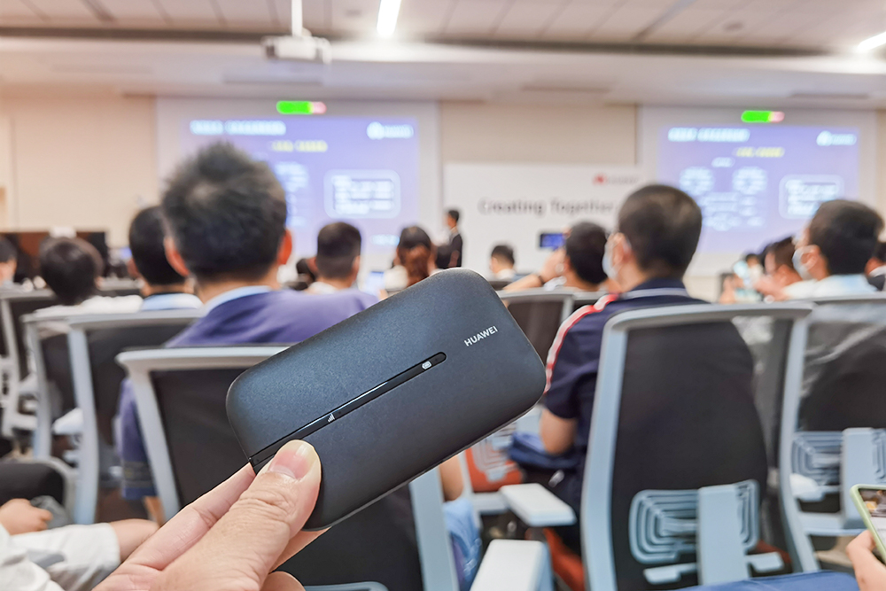 再也不用手机分享热点！华为随行WiFi 3使用体验