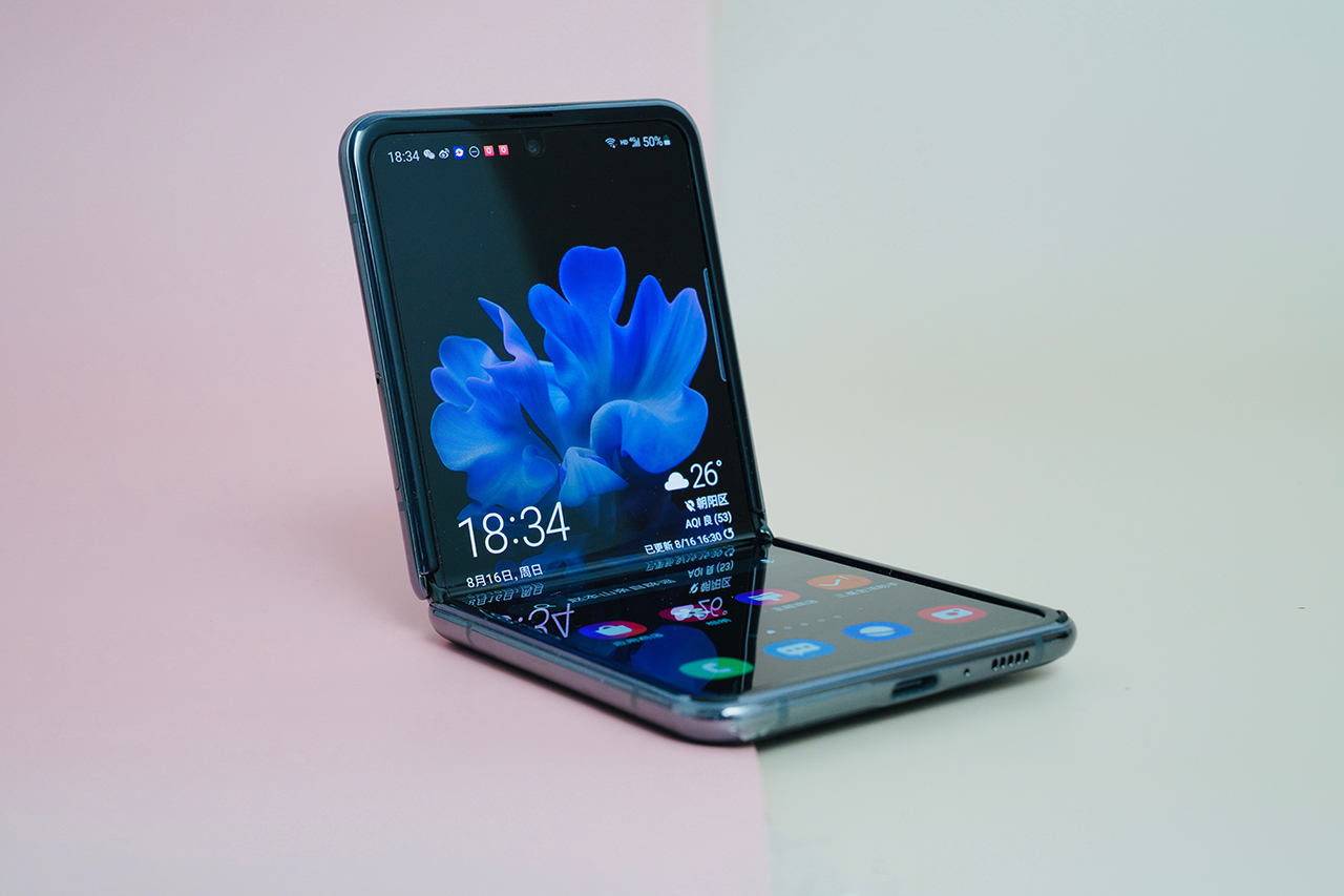 最有特点的智能手机，三星两款新机更加成熟，摩托罗拉梦回巅峰