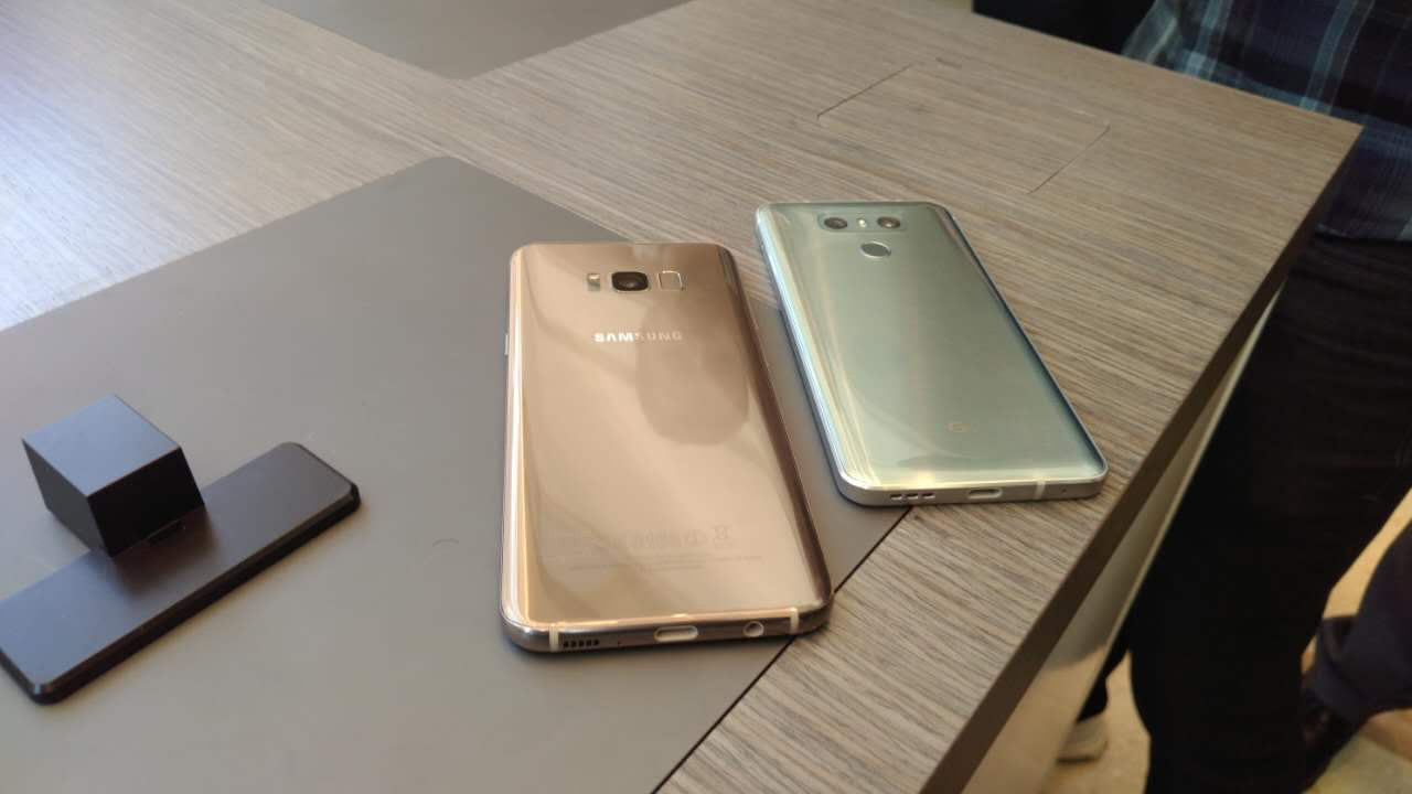 手机圈堪比娱乐圈，锤子创始人罗永浩痛批极端粉丝，卖啥都被骂