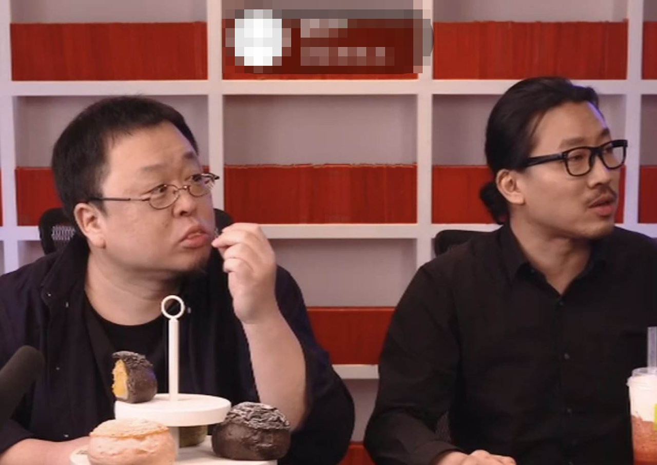 手机圈堪比娱乐圈，锤子创始人罗永浩痛批极端粉丝，卖啥都被骂