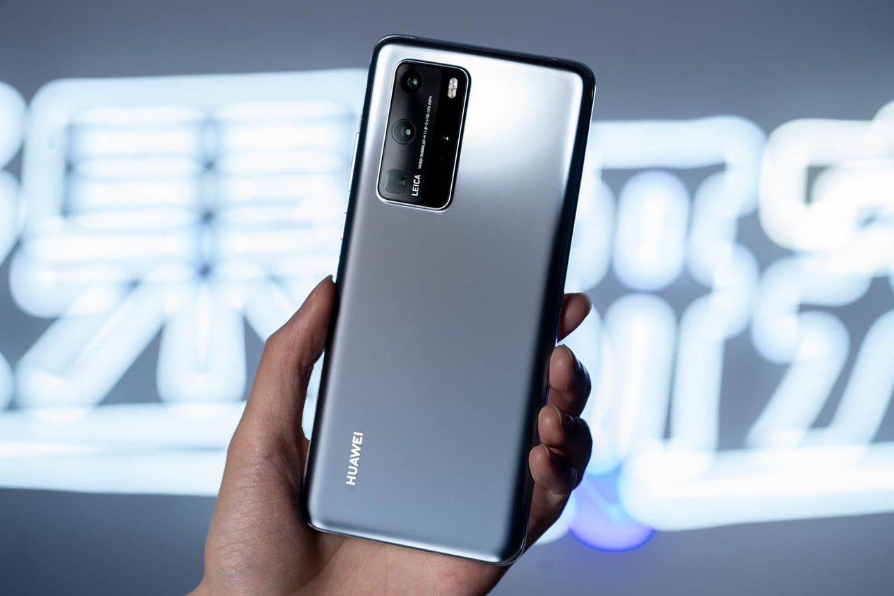 重压之下的有力回击，华为第二季度销量追平三星，小米出现下滑