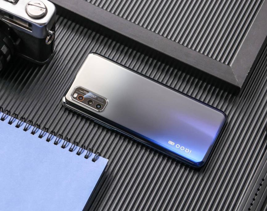 你是怎么选购手机的呢？你更在意哪一个功能呢？