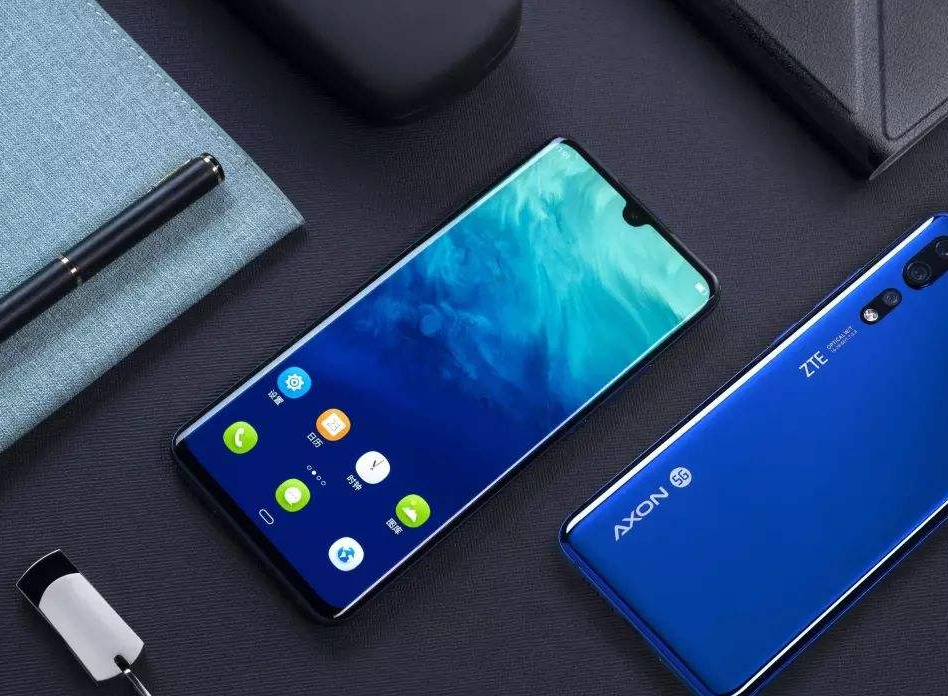 中兴发布全球首款屏下摄像头手机，大家觉得这款手机怎么样