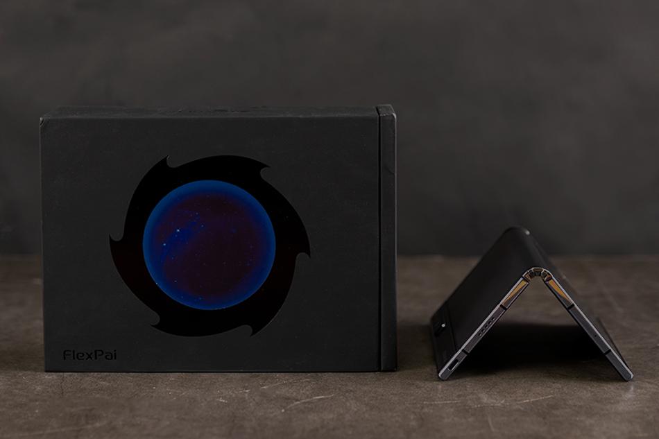 FlexPai 2折叠屏手机图赏:手机平板二合一的进化方向