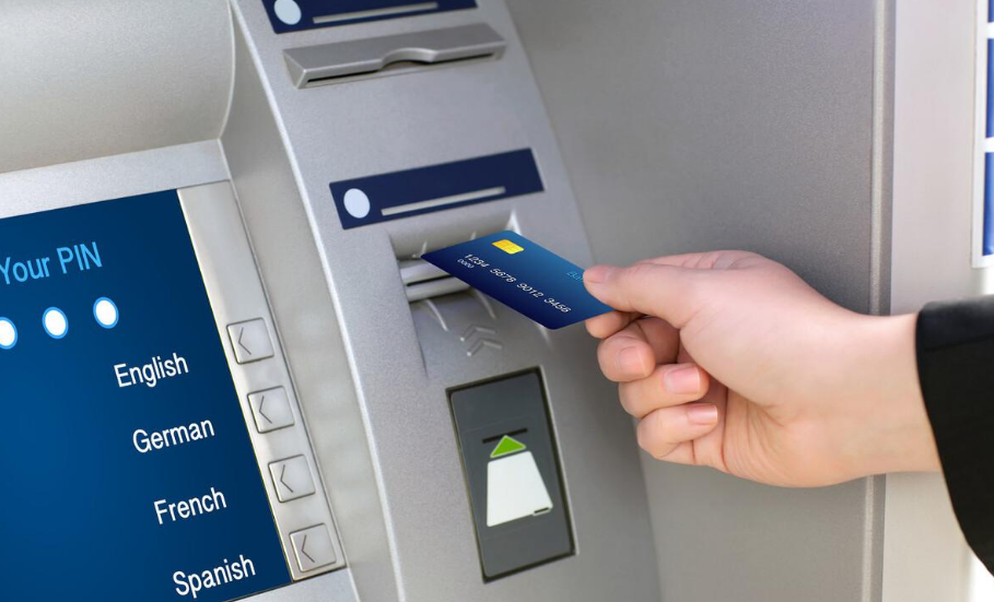 支付宝、微信又要“背黑锅”无现金时代，ATM取款机再见了