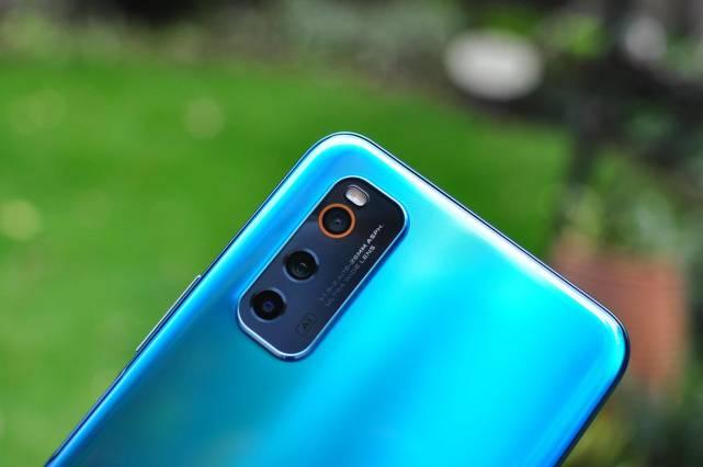 别再抢红米了!骁龙865跌至2399,还有144Hz不香吗?