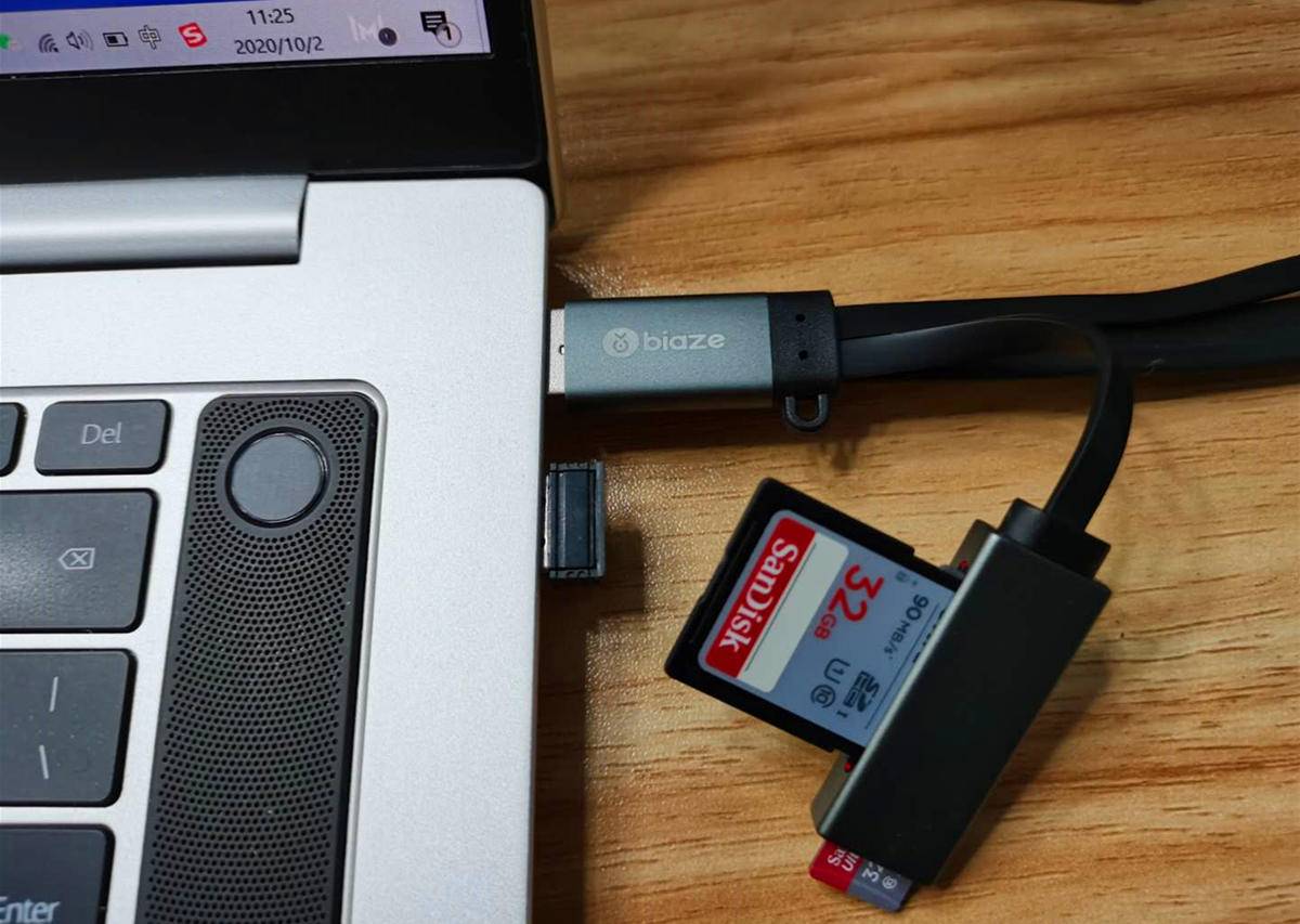 毕亚兹分线器测评:USB3.0/SD/TF读卡功能通通配齐