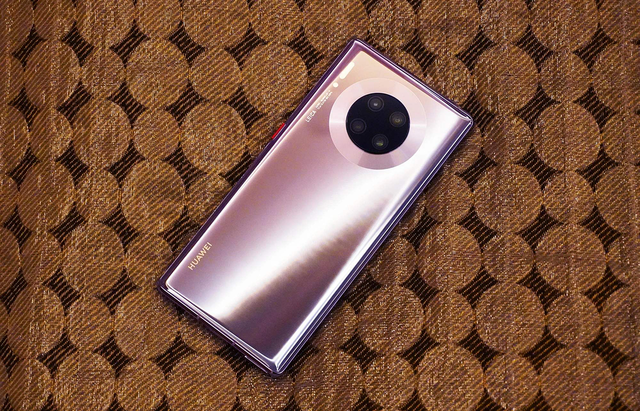 鸿蒙OS手机版升级流程曝光，按芯片性能排名，低端机留到最后