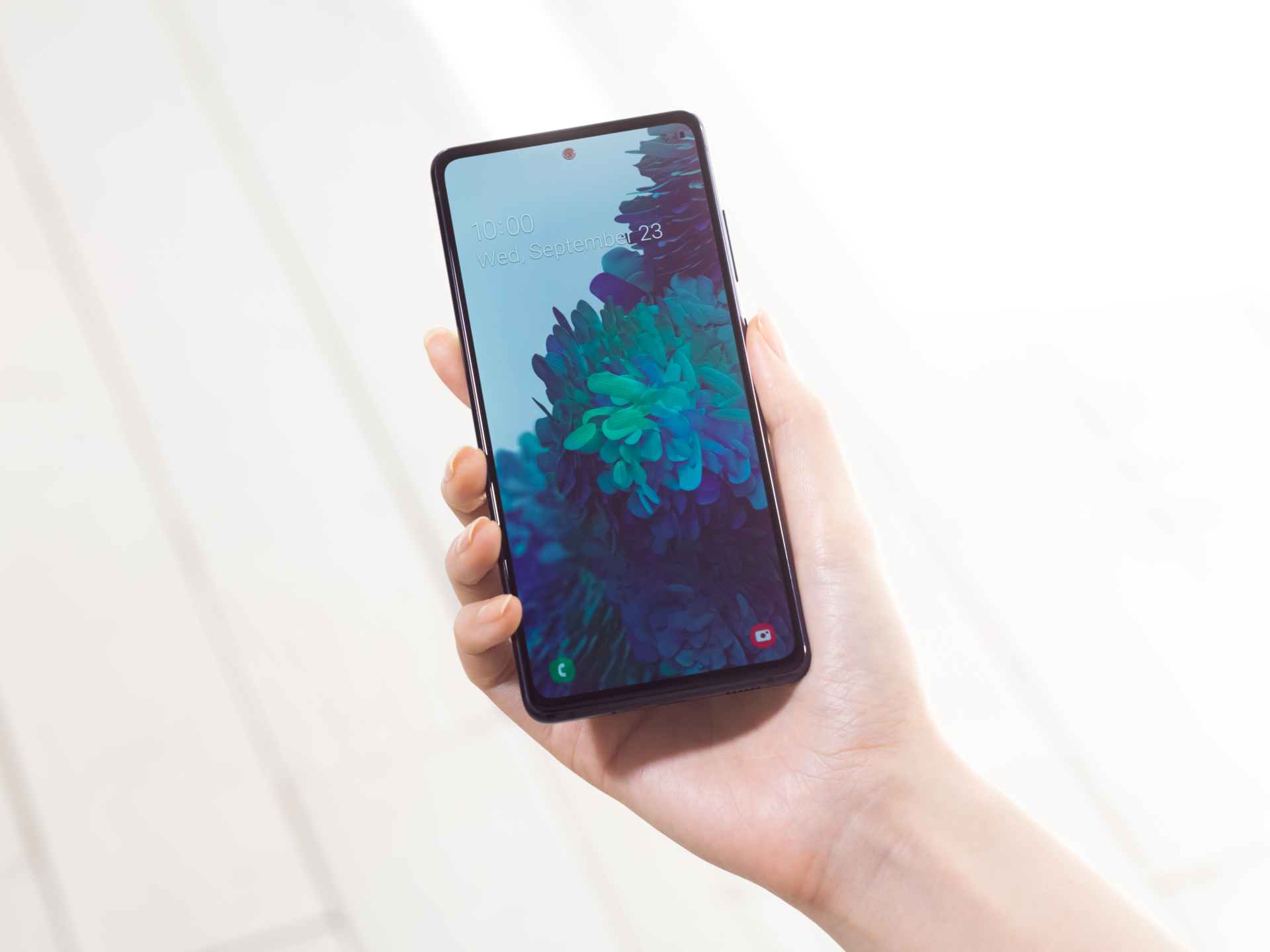 三星Galaxy S20 FE正式发布，处处可见的妥协