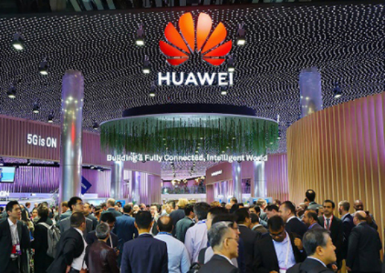 前途难测！华为手机前路漫漫！网友：商家大量囤积绝版华为手机