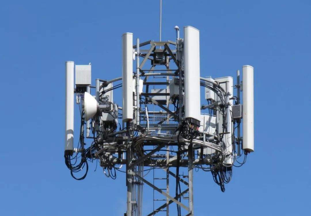 华为再次“出手”，打破僵局后，5G套餐或将全面降价