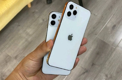 iPhone 12完全曝光，高刷+5G+直角边框，价格是亮点