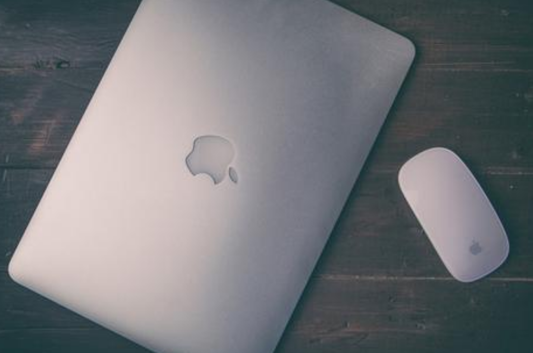 华为已经开发出纯国产的电脑,但是想超越苹果,还有很长的路要走