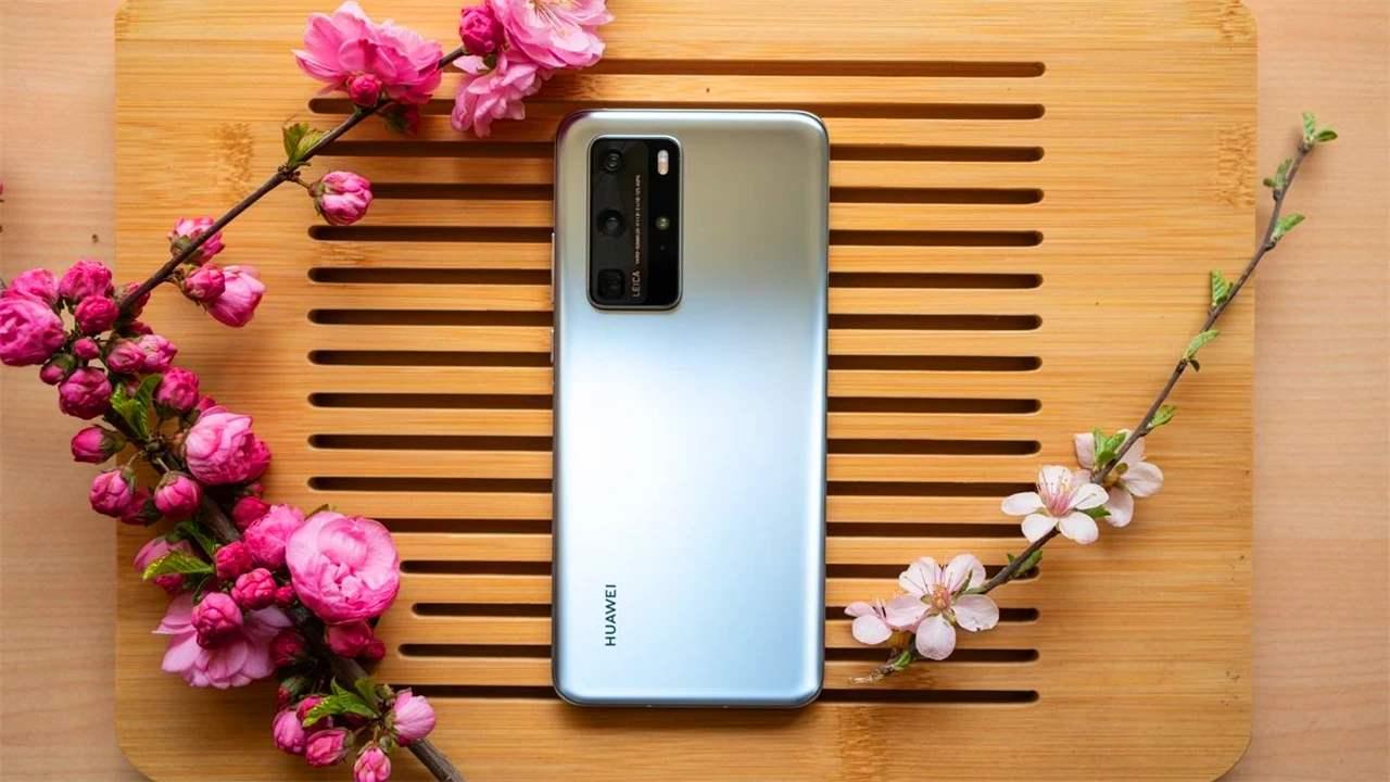 被捧上天的华为P40,为啥降价也卖不动了?内行人说得很有道理