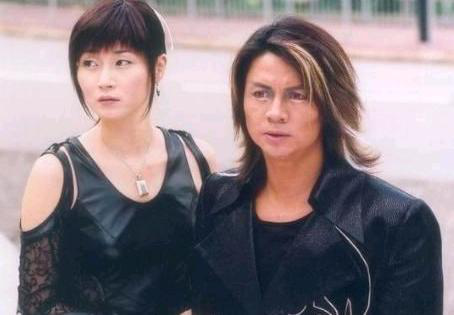 他曾家喻户晓，为给老婆抗癌花光上亿身家，如今准备复出拍戏