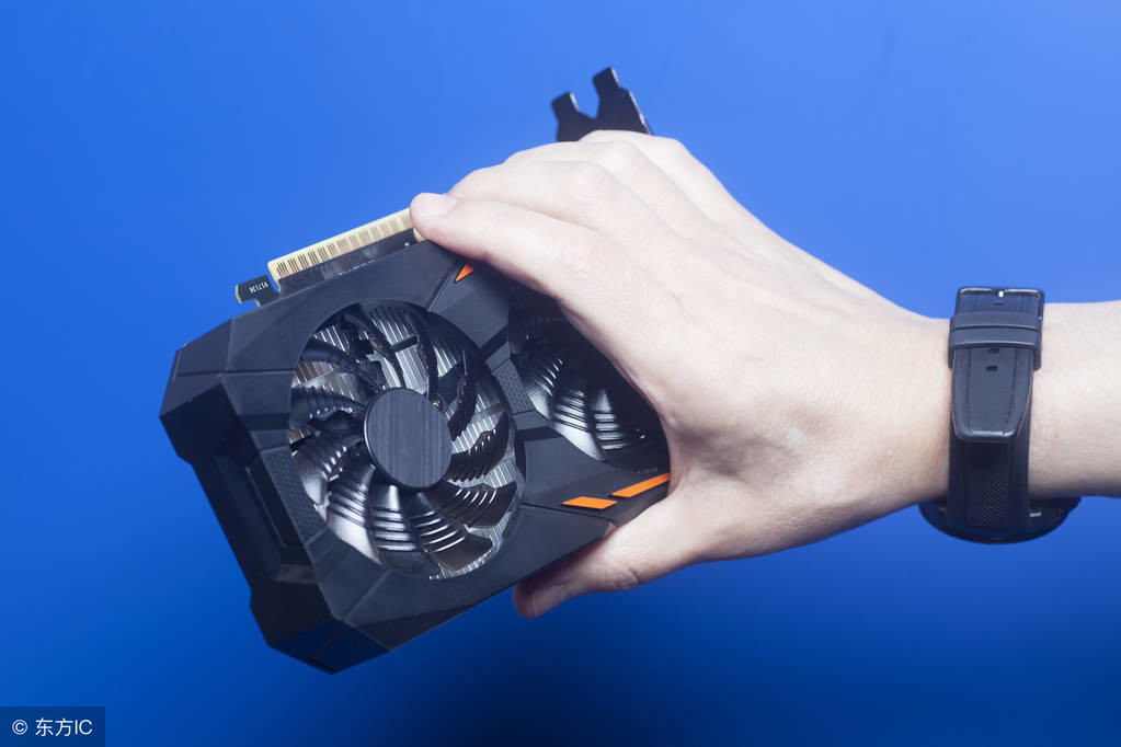 独立显卡长时间满载运行对显卡的寿命影响大吗？