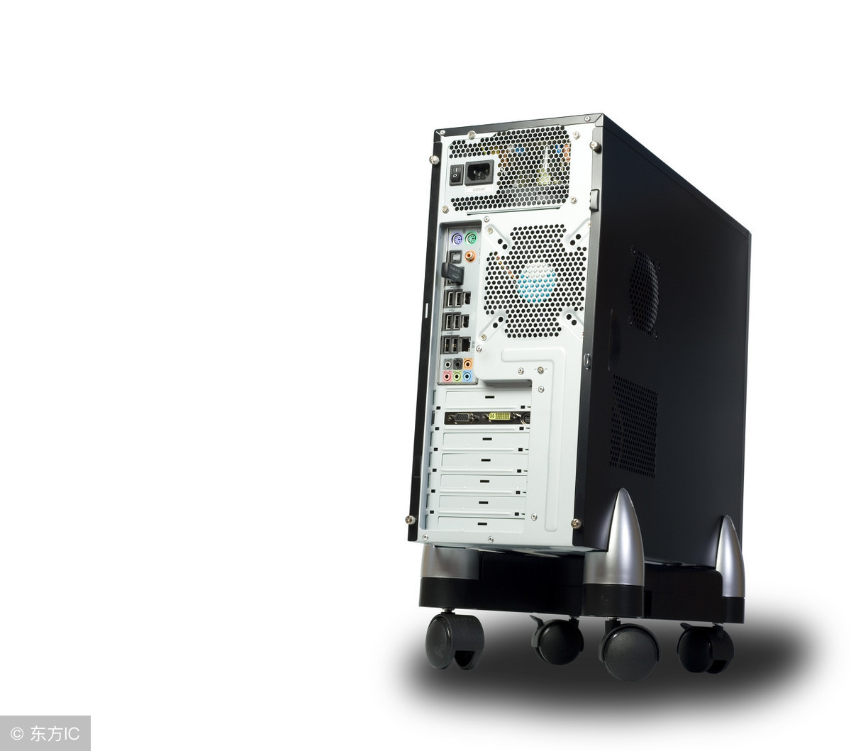 电脑机箱除了外观、质量，还需要看下是否防辐射！