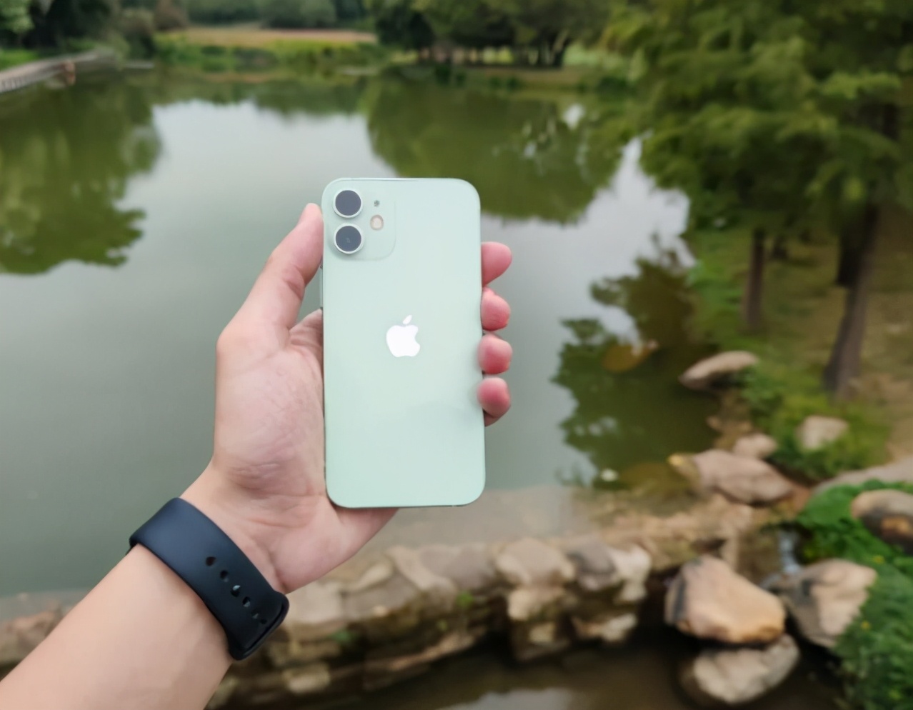 M1芯片太强，宣告苹果最“短命”产品诞生，7个来月就下架了