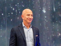 贝索斯谈卸任：仍会参与新品研发，亚马逊不会因任何人离开而倒下