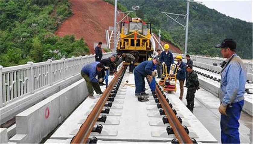 中国正在干件大事！消息传出，拜登着急了：美承受不起这后果