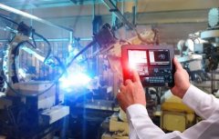 华为入局，谁将成为汽车界的智能机？