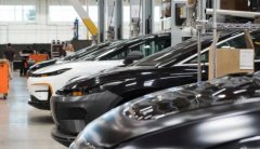 新站的时候不能急着去更新快照，搜索引擎都会有审核期