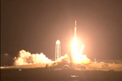 SpaceX 马斯克：重新回到月球，在那里建立一个永久基地