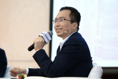 荣耀赵明：聚焦手机不会涉足造车