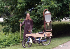 荷兰版手工耿手挖 8 小时沼气，让自制摩托车不花 1 毛钱飞驰 20 公里