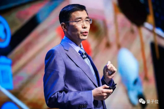 商汤科技招股书详解:40 名教授 250 + 博士 3593 位工程师,AI 收入亚洲第一