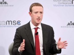 扎克伯格亲自批准，Facebook 被曝向用户推送公司正面新闻!