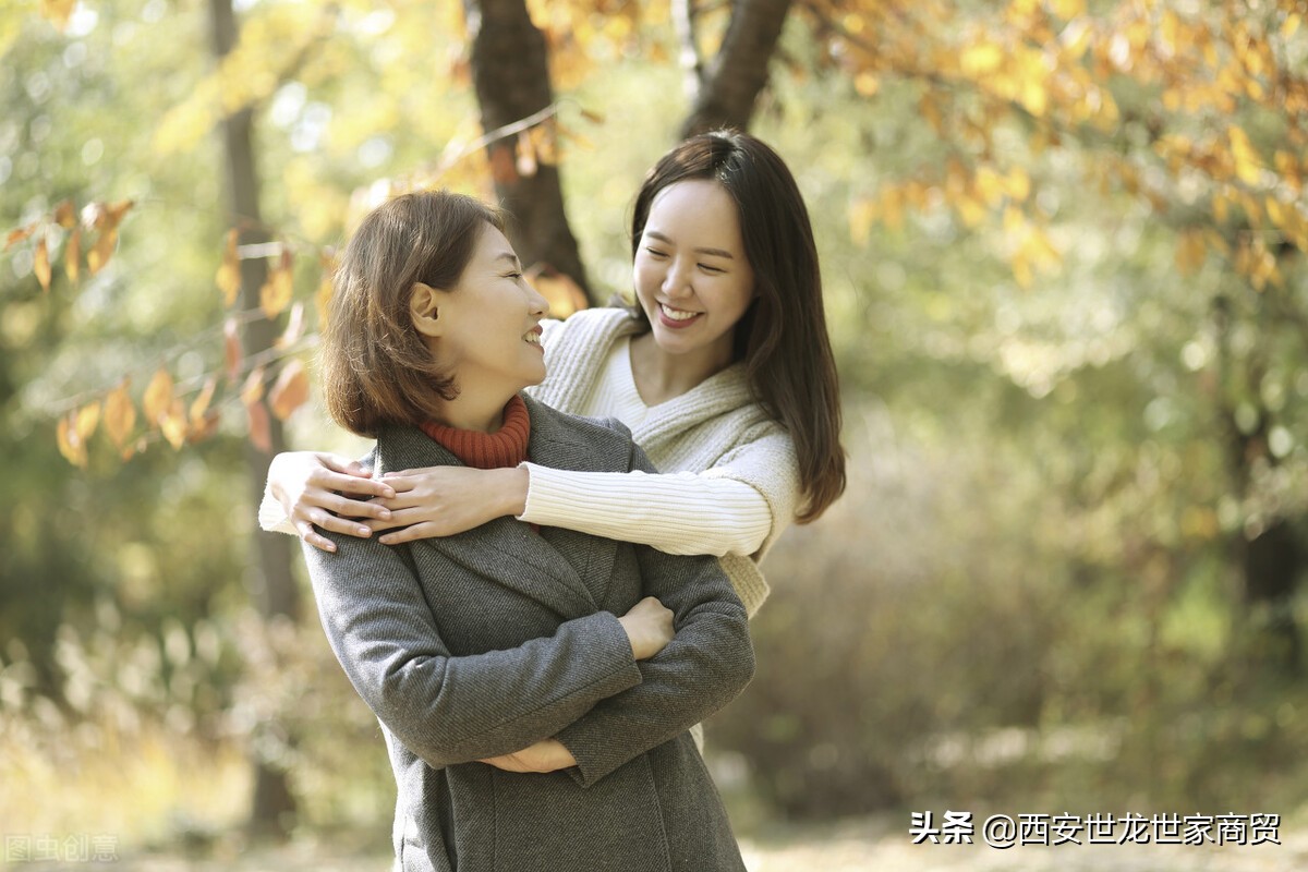 赞美母亲的诗句有哪些（关于母爱的诗句古诗）