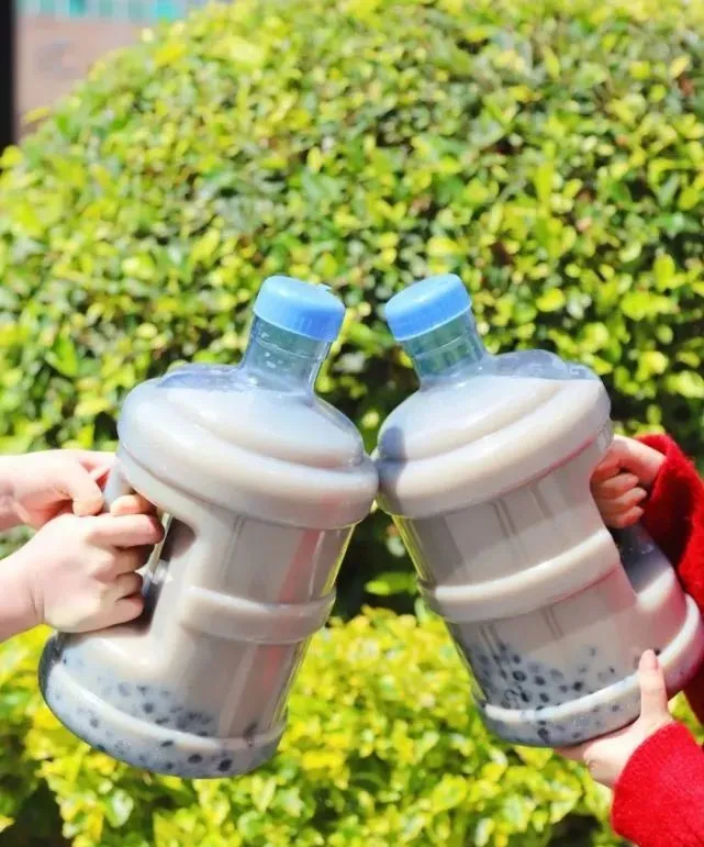 奶茶杯设计图片（讲解奶茶杯包装设计构思）