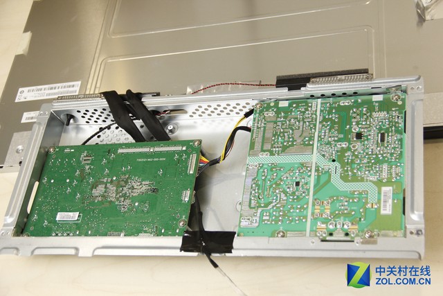 电脑屏幕花屏横条纹闪是什么原因（电脑屏幕跳屏修复方法）