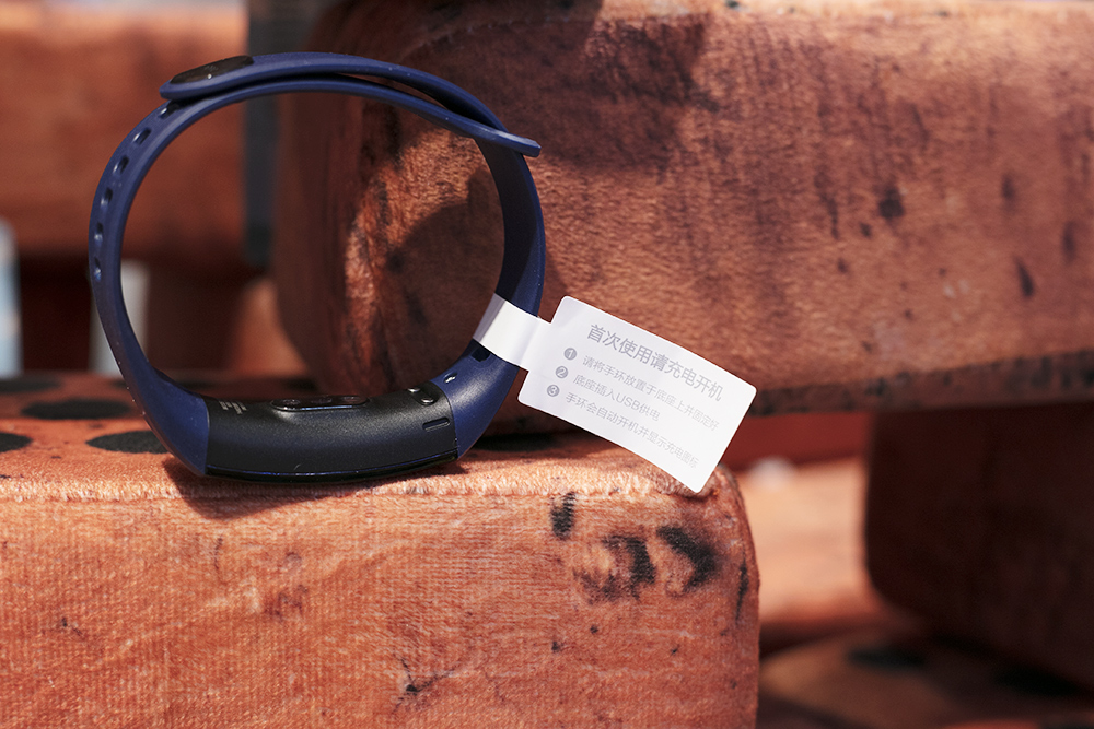 荣耀3手环怎么连接蓝牙（教你如何使用荣耀手环3）