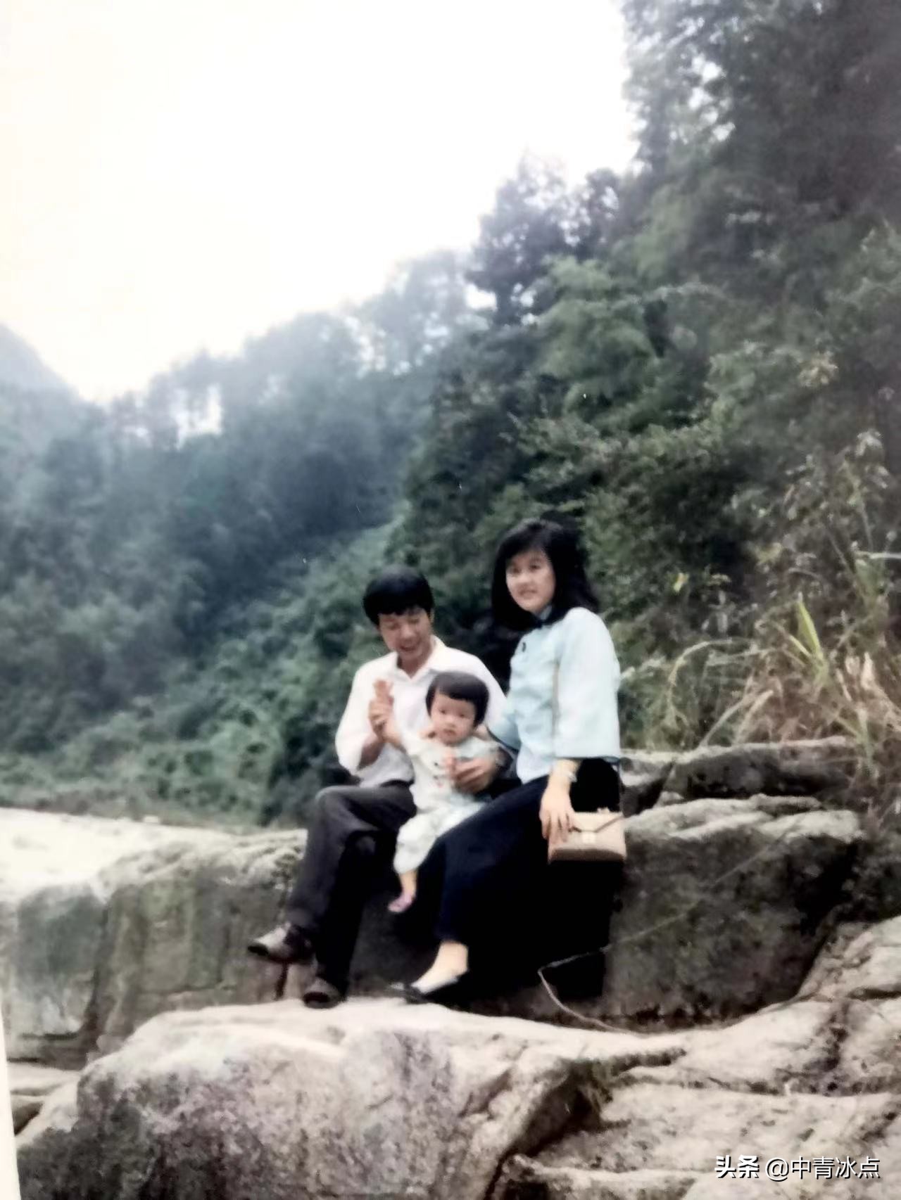 湖南山村女孩半岁失聪，读唇语学说话，逆袭上清华读博士