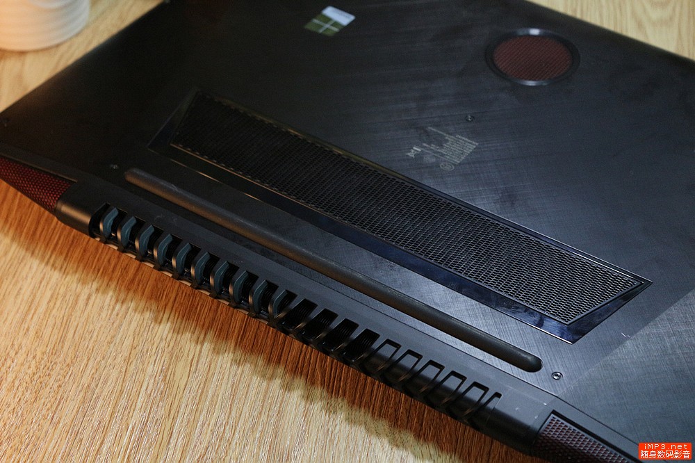 联想y700拆机图解（联想y7000p黑屏无法开机讲解）