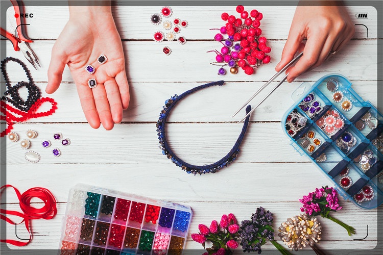 在家做手工活不交押金靠不靠谱（组装圆珠笔在家兼职套路）