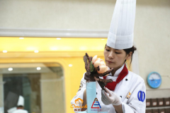 形容咖啡醇香的词语_悠闲喝咖啡的美句